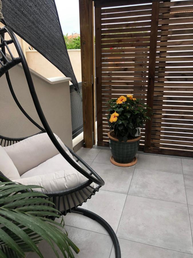 شقة Le Jardin D Eden فرونتينيان المظهر الخارجي الصورة